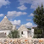 Trullo Margherita 別荘